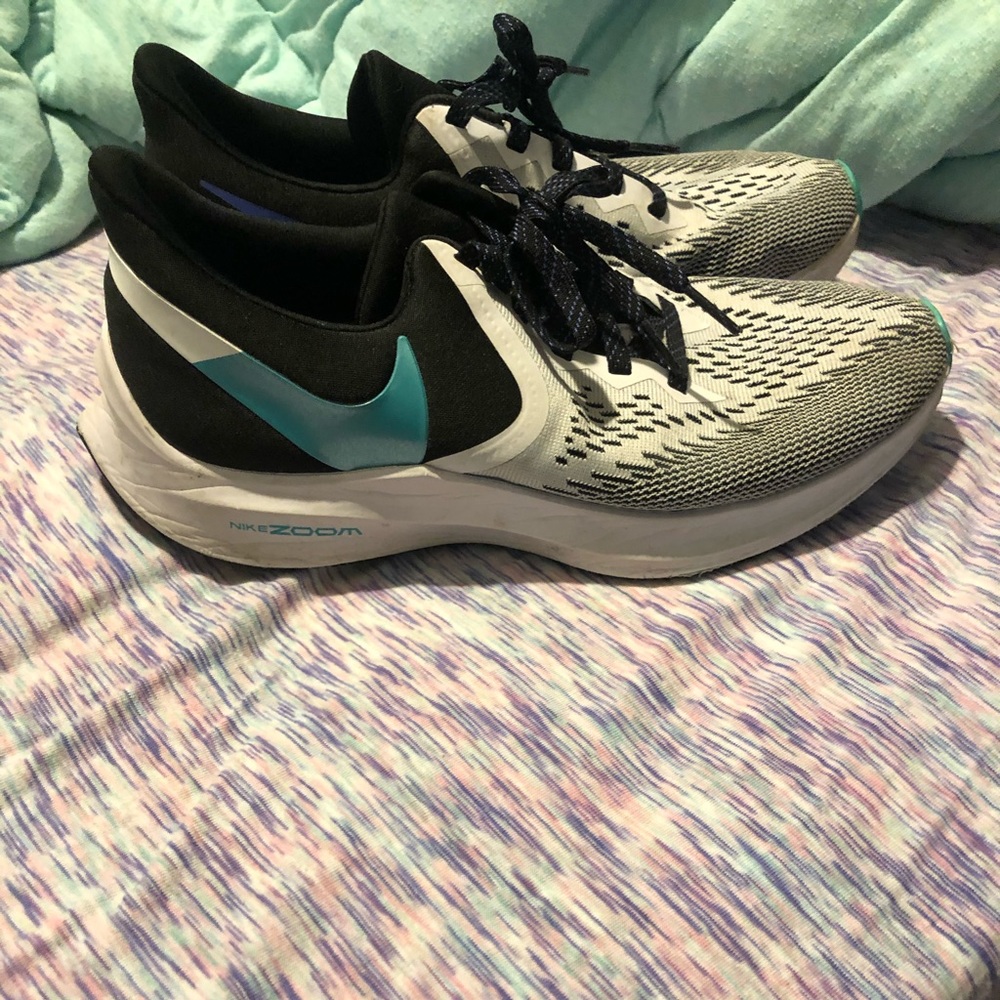 Nike zoom running shoes